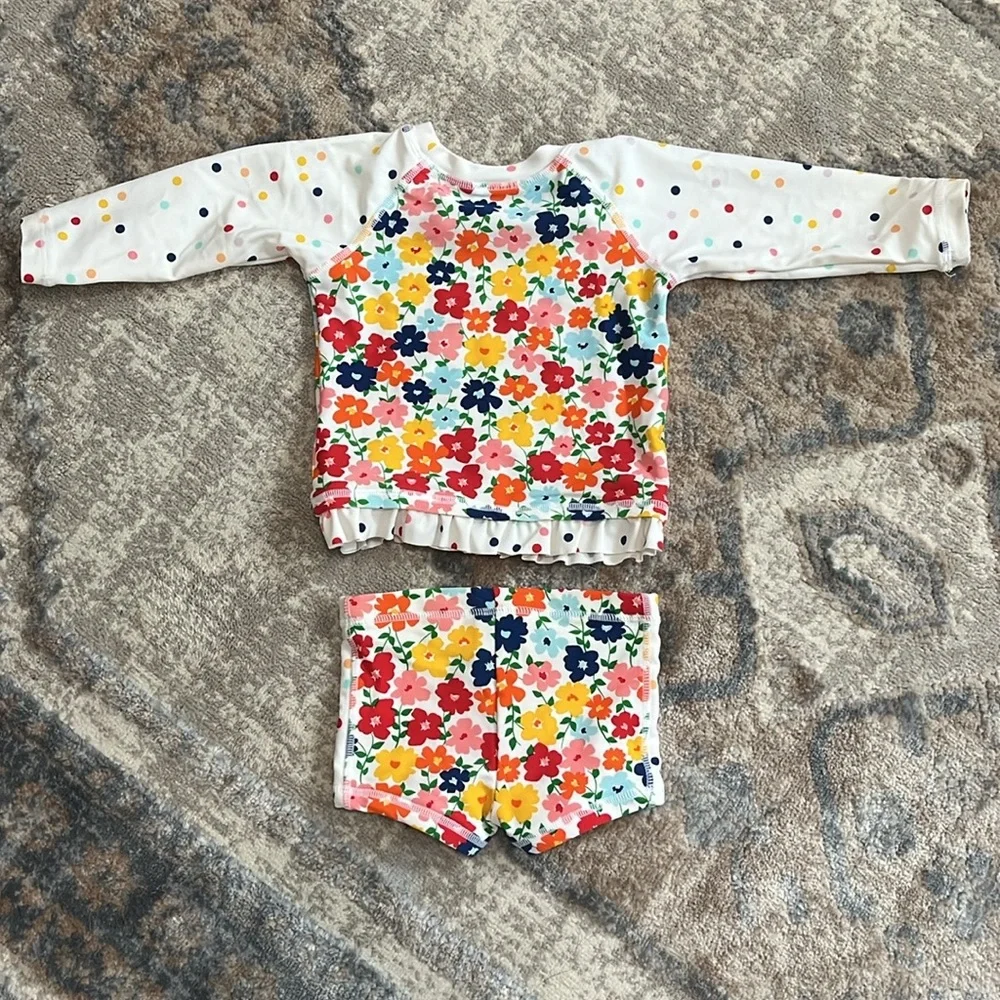 HANNA ANDERSSON Baby Rainbow Floral Rashguard with Swim Trunks, Size 60 (3-6M)